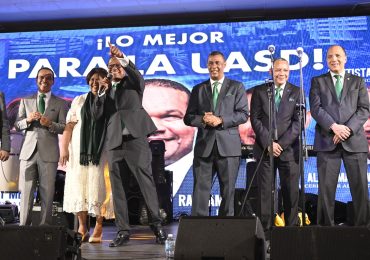 Radhamés Silverio ofrece tradicional fiesta a servidores académicos y administrativos de la UASD