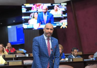 Cámara de Diputados aprueba en segunda discusión proyecto de ley de incentivos para médicos especialistas en la zona fronteriza