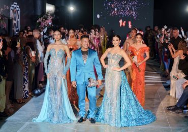 Diseñador Eddy Rambaldy presenta su colección 2025 en los Premios Fashion Top Models Internacional