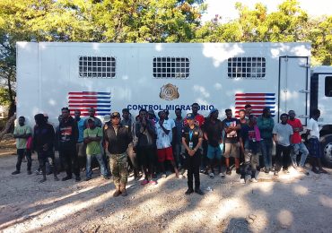 Ejército detiene 88 haitianos en condición migratoria irregular durante patrulla en Jimaní