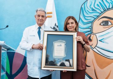 Video | José Joaquín Puello reconoce a Carolina en la inauguración del parque lineal Ciudad Sanitaria