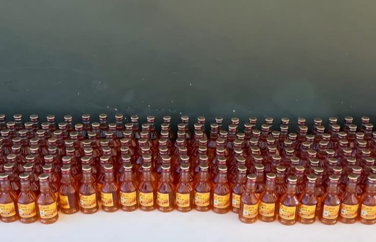 Video | Ejército ocupa 288 unidades de ron ilícito en Loma de Cabrera, Dajabón