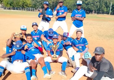 Equipo juvenil Academia Montaño se corona campeón del Torneo del Distrito edición 2025