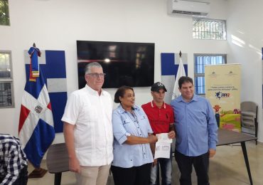 DIGEGA entrega más de RD$40 millones a porcicultores afectados por la Peste Porcina Africana