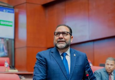 Senador Rogelio Genao propone "duplicar" la alegría navideña