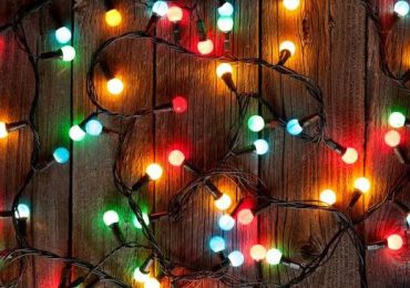 Este error al usar luces navideñas puede disparar la factura eléctrica