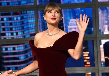 Taylor Swift reparte 197 millones a su equipo de trabajo tras su gira