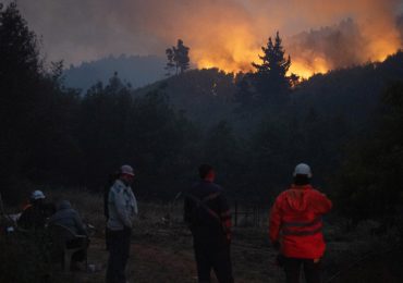 Elevan a 20 las víctimas de fuegos del sur de Chile y detienen a sospechoso de provocarlos