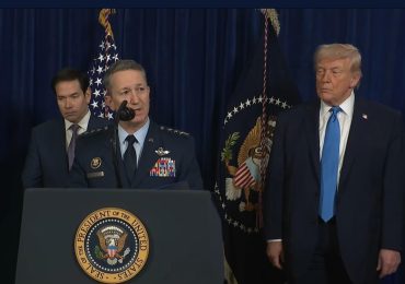 Fuerzas militares de EE.UU. permanecerán en el Caribe en "alto estado de alerta"