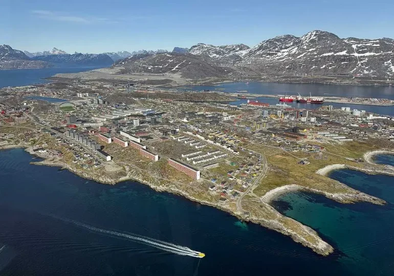 Francia apoya a Dinamarca y Groenlandia tras más amenazas de Estados Unidos