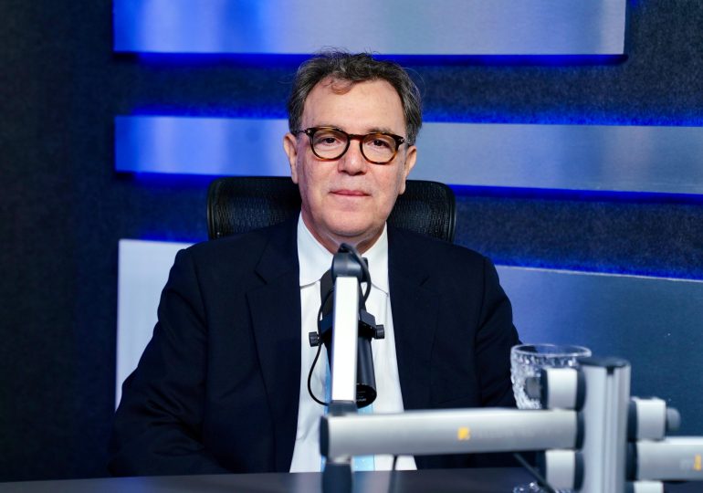 Jottin Cury sostiene rechazo a pacto de refugiados busca evitar limitaciones ante crisis haitiana