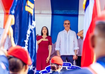 El presidente Abinader encabeza acto de homenaje a Duarte y de inicio del Mes de la Patria 2026