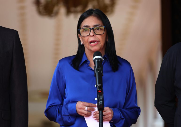 Delcy Rodríguez dice que Venezuela debe convertirse en "potencia productora" de petróleo