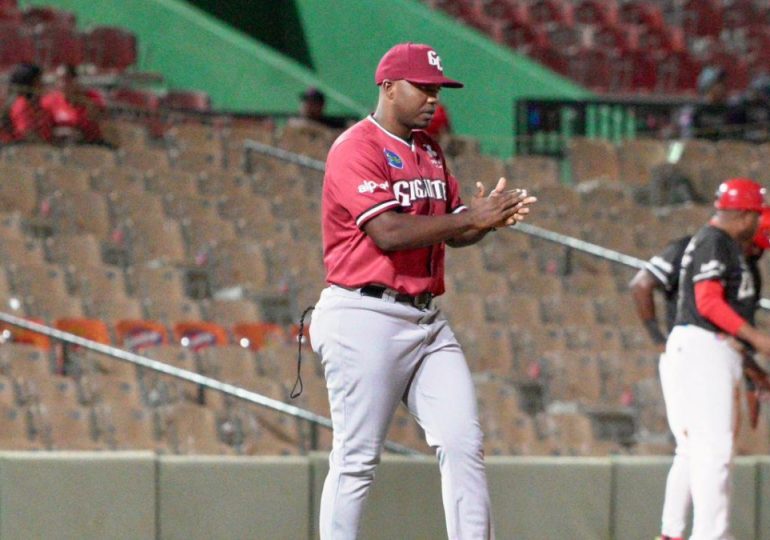 Gigantes obligados a ganar; ratifican a Jefry Sierra como dirigente