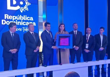 ADERES presenta avances del turismo gastronómico sostenible de la República Dominicana en FITUR 2026