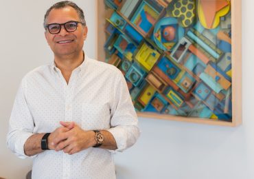 La Fundación Alberto Cruz y la Universidad Complutense de Madrid presentarán en el marco de FITUR 2026 la exposición “El centro puede estar en todas partes” de Quisqueya Henríquez