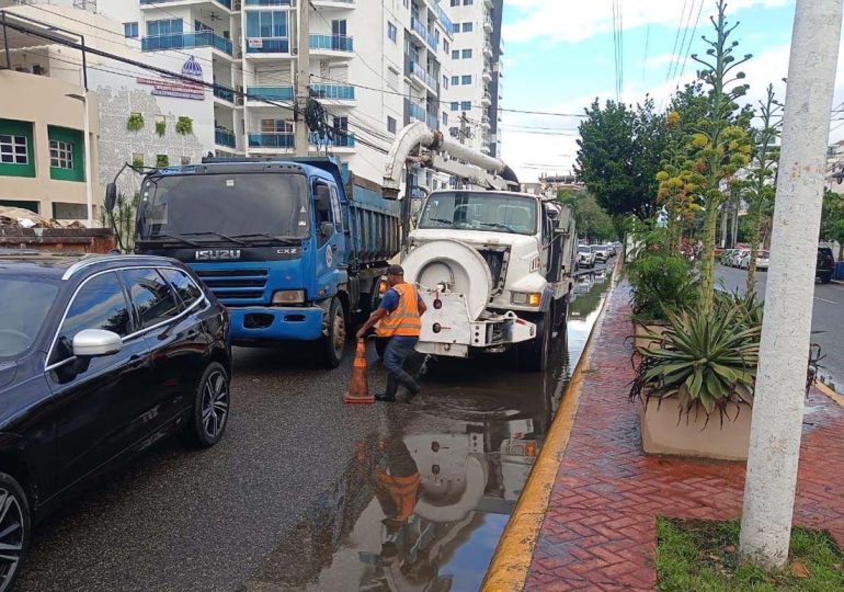 Alcaldía del Distrito Nacional aumenta trabajos preventivos ante presencia de una vaguada