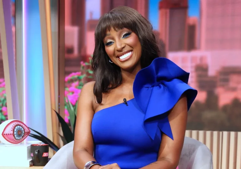 Amara La Negra forma parte de Worst Cooks in America