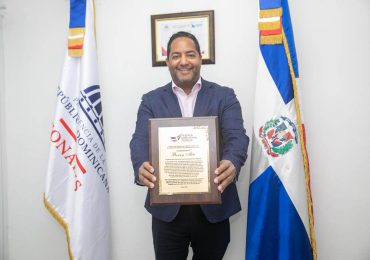 Benny Metz, presidente de CONADIS: Funcionario Público del Mes