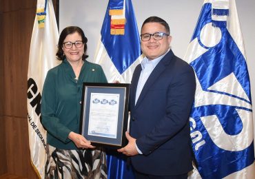 CNSS recibe certificación ISO 9001 y recertificación de las normas ISO 37001 e ISO 37301