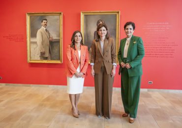 Embajadora de Estados Unidos visita el Centro León y resalta su aporte cultural