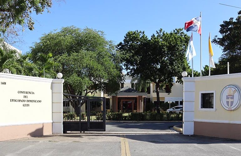 Obispos dominicanos expresan solidaridad con Venezuela y llaman a la paz
