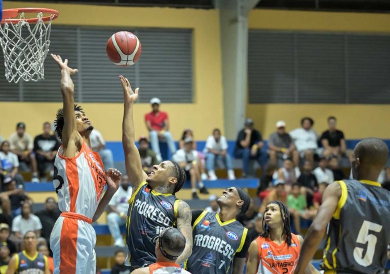 El Progreso vence 105-100 a La Altagracia y lidera final Superior de Baloncesto SDO