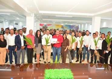 Hecmilio Galván: "Estamos logrando el sueño de que los jóvenes vuelvan al campo",