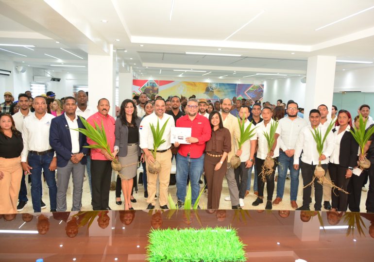 Hecmilio Galván: "Estamos logrando el sueño de que los jóvenes vuelvan al campo",