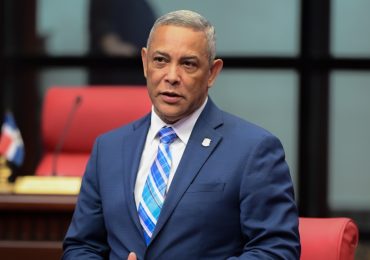 Reconocen a Franklin Romero como el senador más destacado del 2025