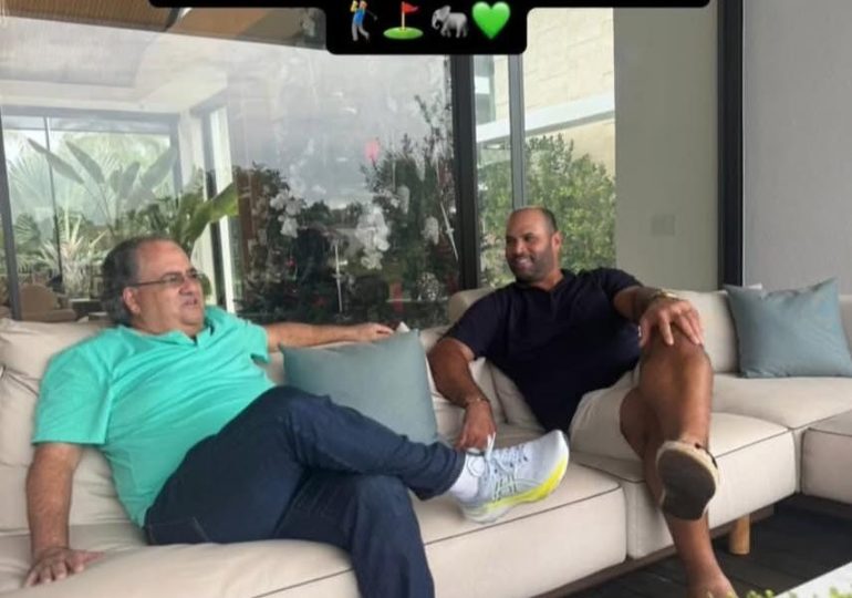 Miguel Feris y Albert Pujols sostienen encuentro al iniciar el 2026