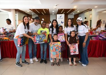 Voluntariado Banreservas llena de alegría el Día de Reyes con entrega de juguetes