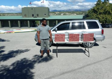 Ejército decomisa más de 60 mil cigarrillos de contrabando en operativos realizados en Barahona e Independencia