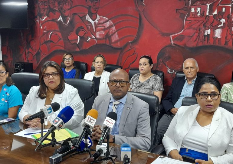 CMD anuncia aumento salarial de un 5% para los médicos
