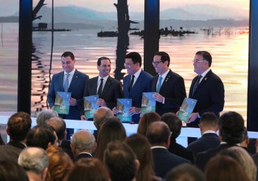 Ministro Collado inaugura stand dominicano en FITUR 2026, donde  RD vuelve a brillar