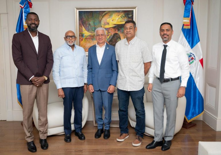 Senado respalda gestión de Ángel de la Cruz para el Superior de SD