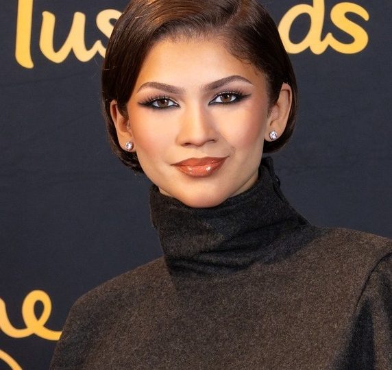 Exponen nueva figura de cera de Zendaya en Madame Tussauds Nueva York