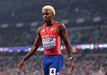 Alexander Ogando establece nuevo récord nacional bajo techo