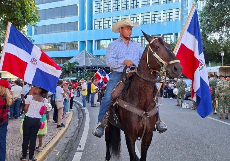 Video | Instituto Duartiano inicia actos conmemorativos del natalicio de Juan Pablo Duarte con “Cabalgata por la Patria”