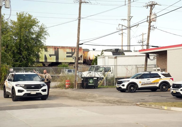 Jueza en EEUU avala restringir visitas de legisladores a centros de detención de migrantes