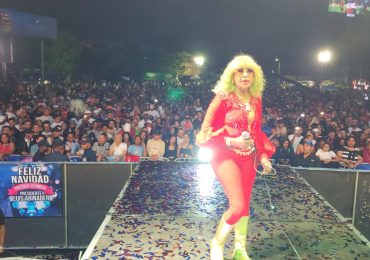 La Ciudad Corazón vivió un éxtasis alucinante en una noche hechizante de megas estrellas