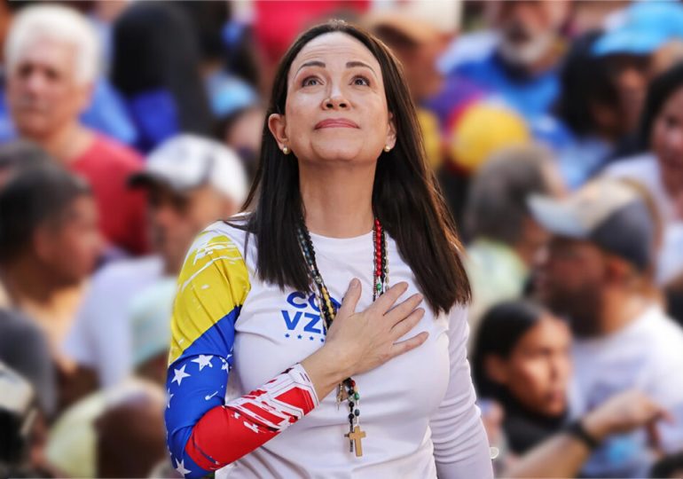 María Corina proclama “la hora de la libertad” y llama a iniciar la transición democrática en Venezuela