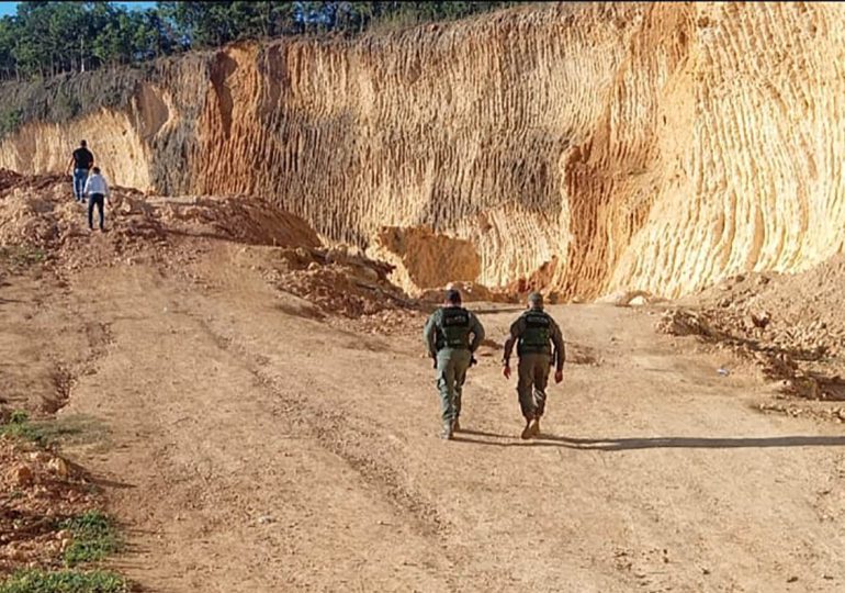 Medio Ambiente informa sobre derrumbe en la mina El Cangrejo en Sosúa