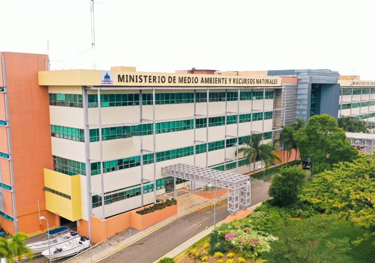 Ministerio de Medio Ambiente resalta permisos otorgados para desarrollo de proyectos