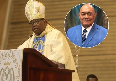 Obispo Castro Marte llama a una cadena de oración por la salud del ingeniero Ramón Alburquerque