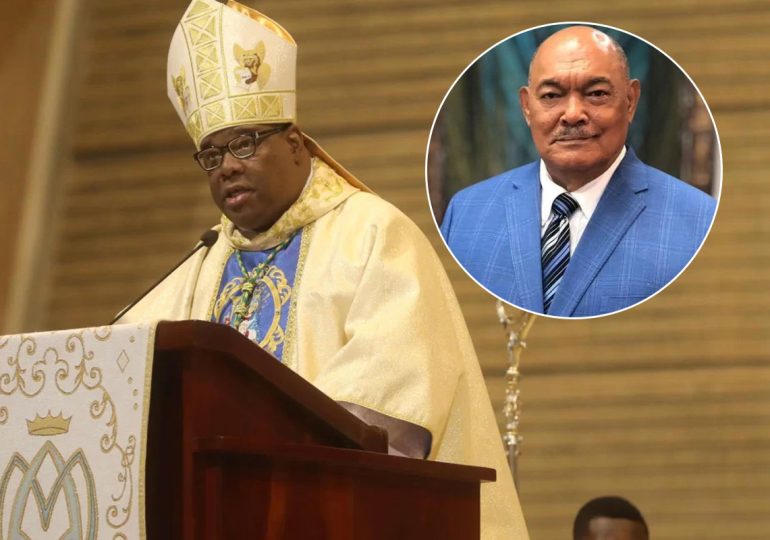 Obispo Castro Marte llama a una cadena de oración por la salud del ingeniero Ramón Alburquerque