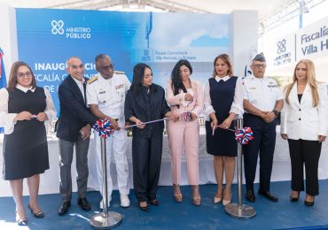 Video | Procuradora inaugura un Centro Integral de Acceso a la Justicia en Villa Hermosa, La Romana