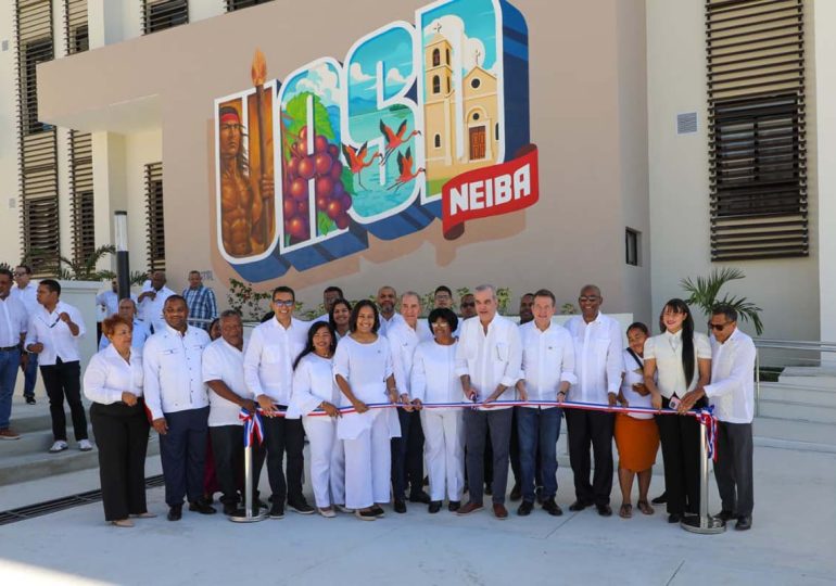 Presidente Abinader inaugura Centro Universitario Regional de la UASD en Bahoruco