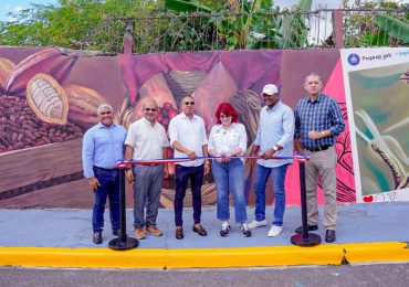 Propeep deja iniciada la Ruta del Arte 2026 con la inauguración de 1,300 metros cuadrados de Paseos de los Colores en Castillo