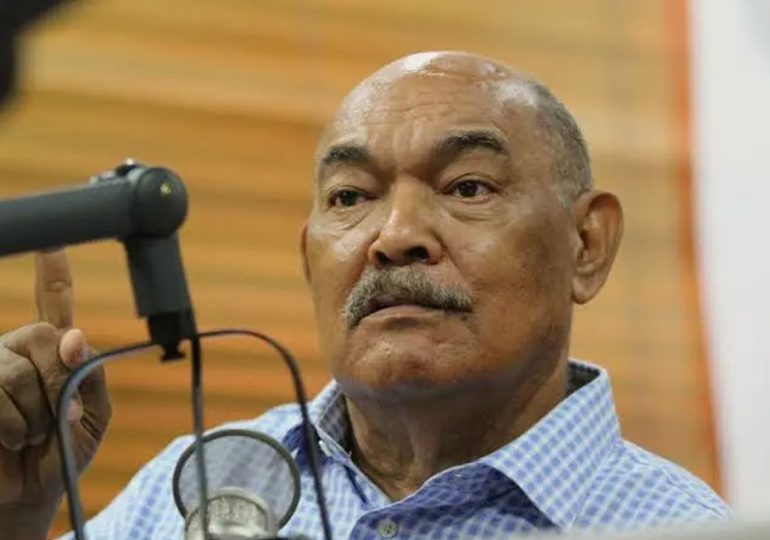 Ramón Alburquerque llegó al país en condiciones extremadamente críticas